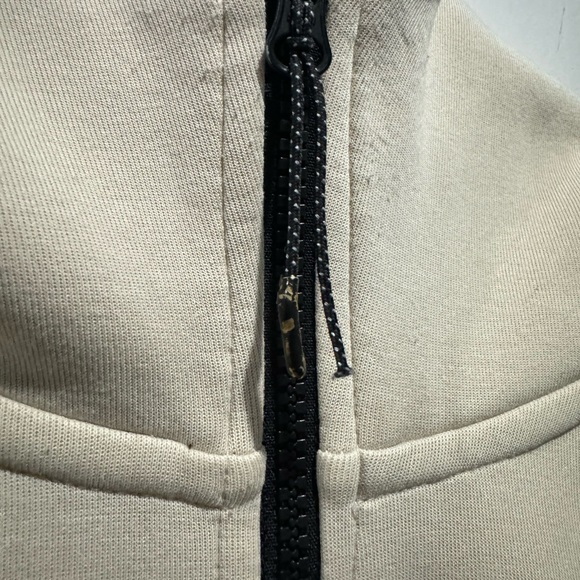 Men’s Nike Tech Zip up Hoodie - Picture 5 of 11